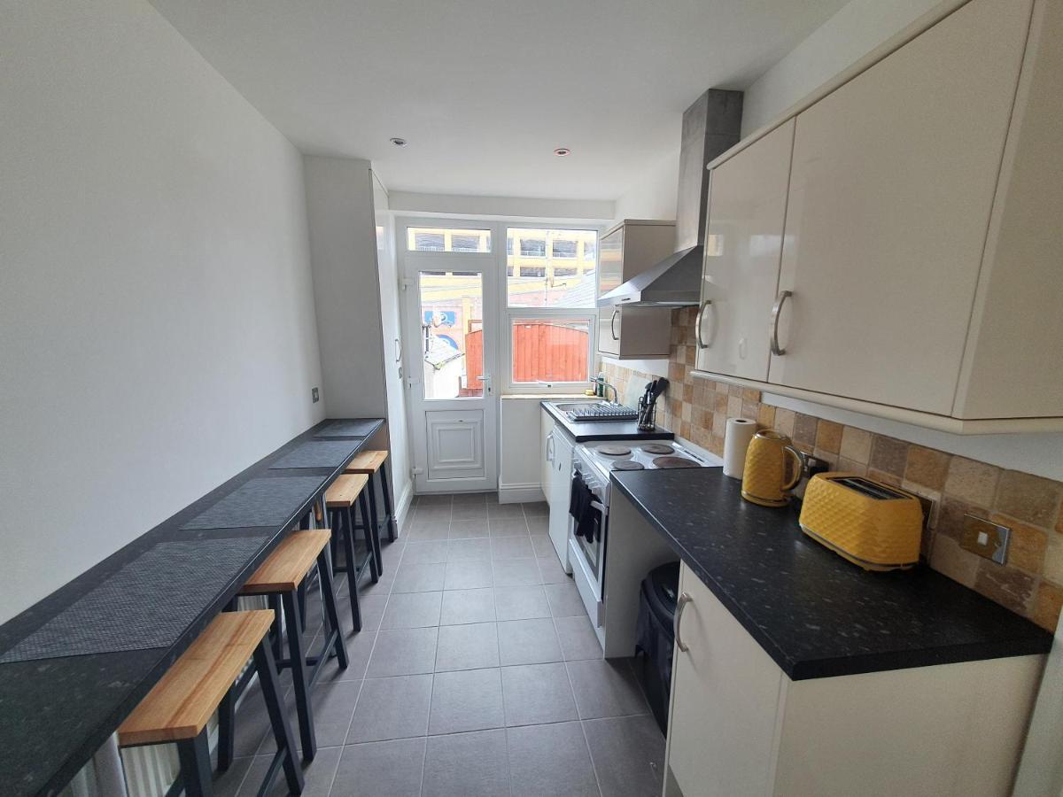 One Bed Apartment With Sofa Bed Llandudno Exteriör bild